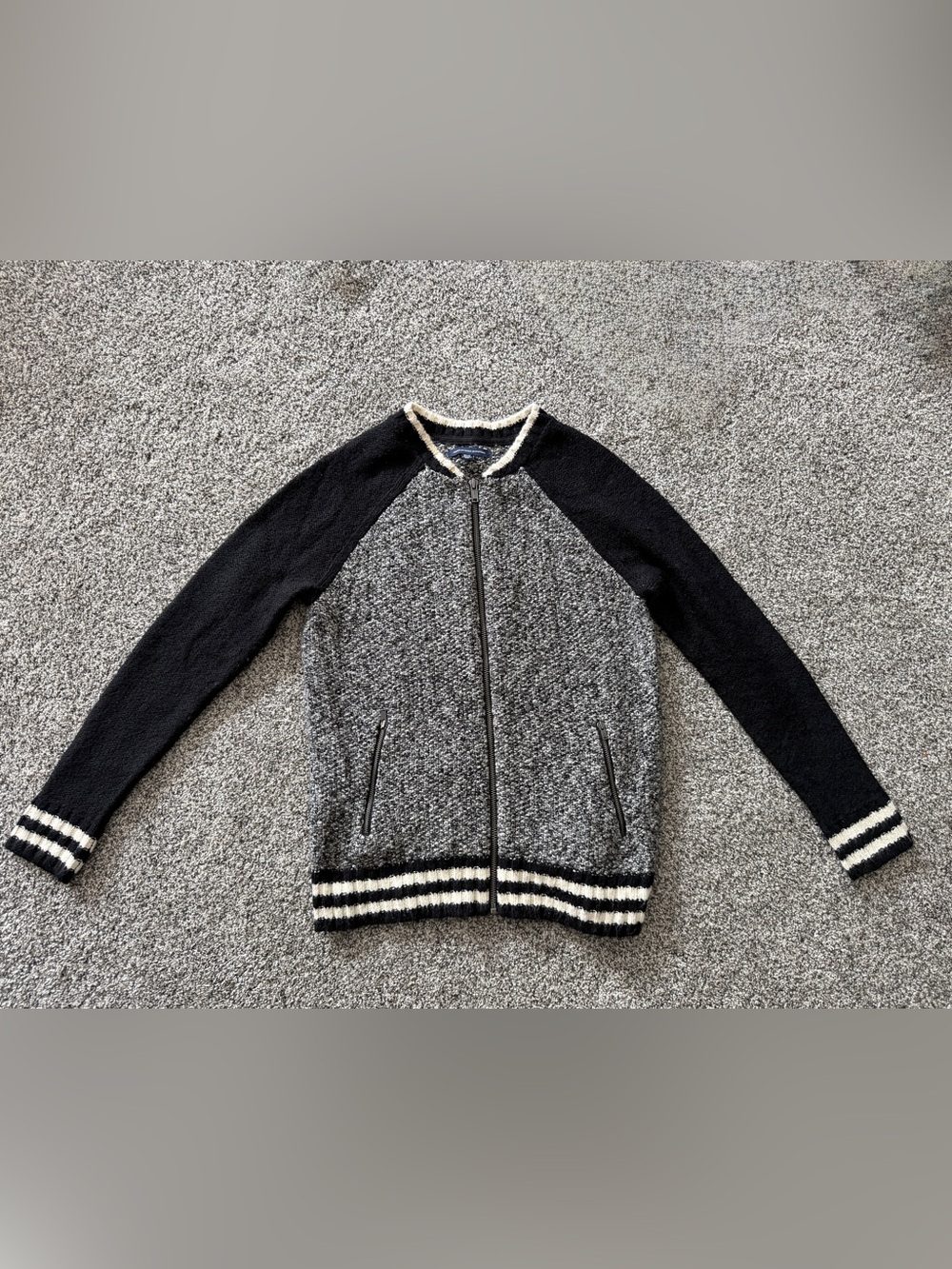 American Eagle Outfitters black and gray heathered knit zip-up jacket - XS